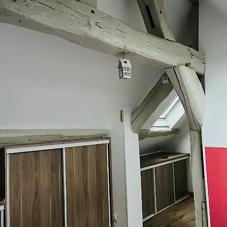 La Bancloque شقة كومبيينْيِ