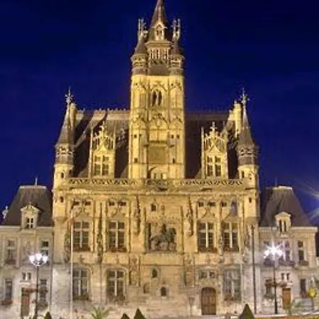 شقة La Bancloque كومبيينْيِ